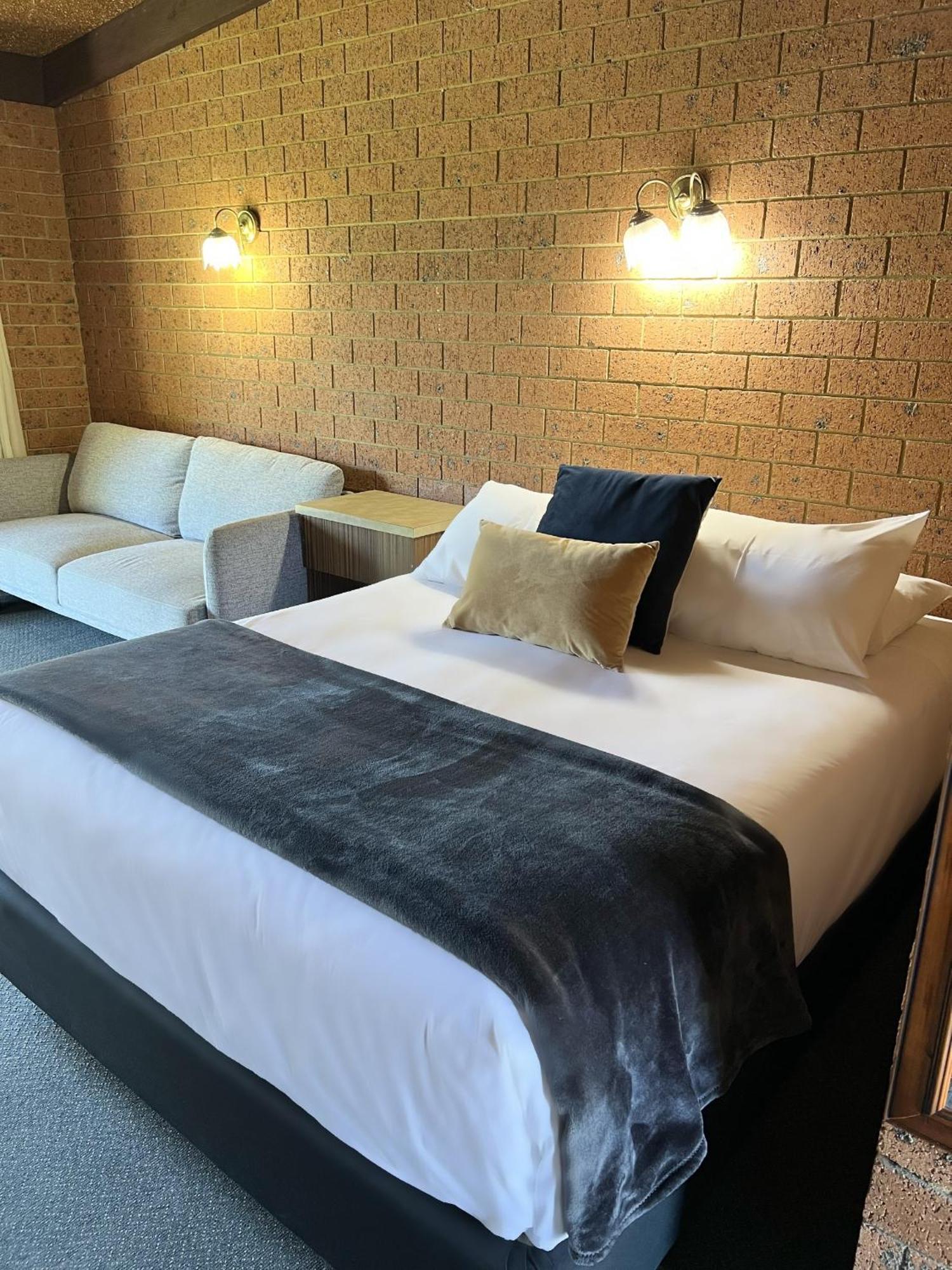 Alexandra Motor Inn المظهر الخارجي الصورة